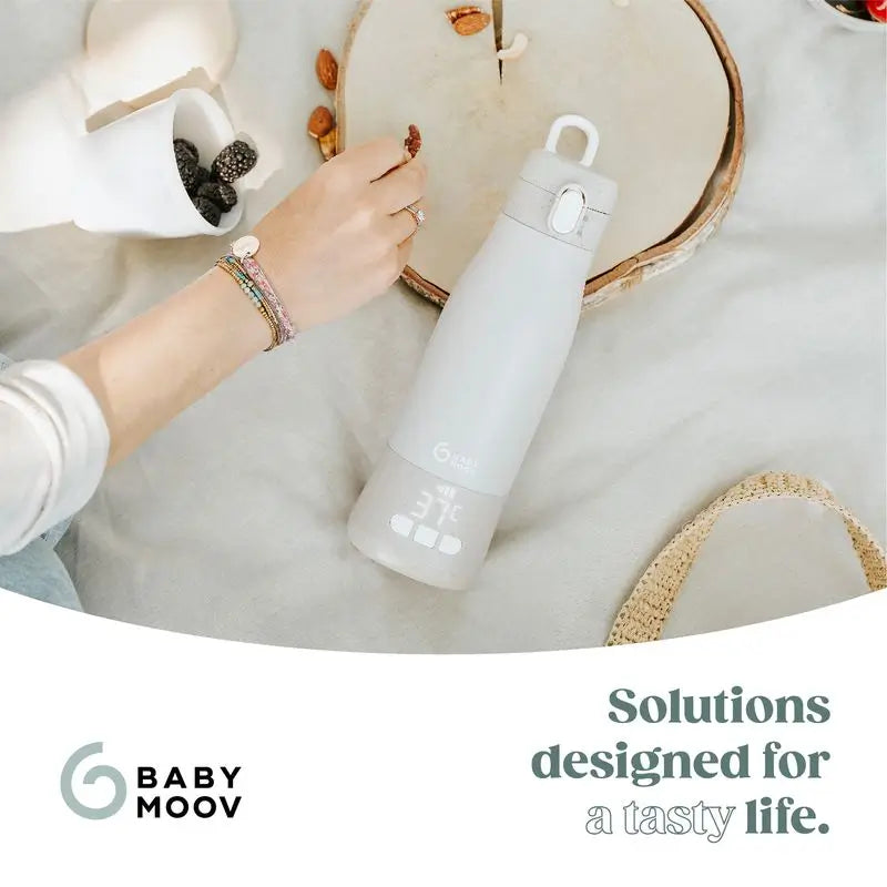 Babymoov Transportabler Flaschenwärmer mit Batterie Moov & Feed Mineral Beige