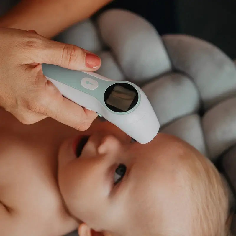 Suavinex Infrarot-Thermometer mit Tragetasche und Batterien