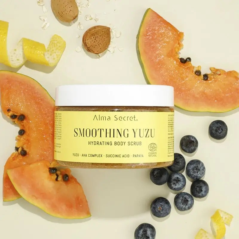 Alma Secret Yuzu Body Scrub mit Aha, Papaya-Enzymen und Bernsteinsäure