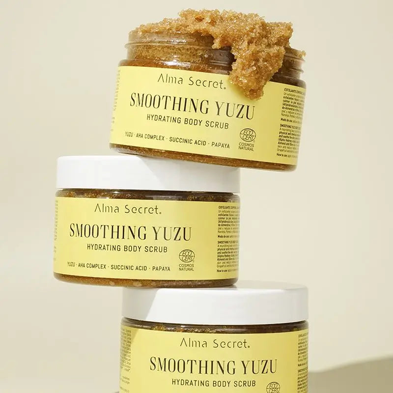 Alma Secret Yuzu Body Scrub mit Aha, Papaya-Enzymen und Bernsteinsäure