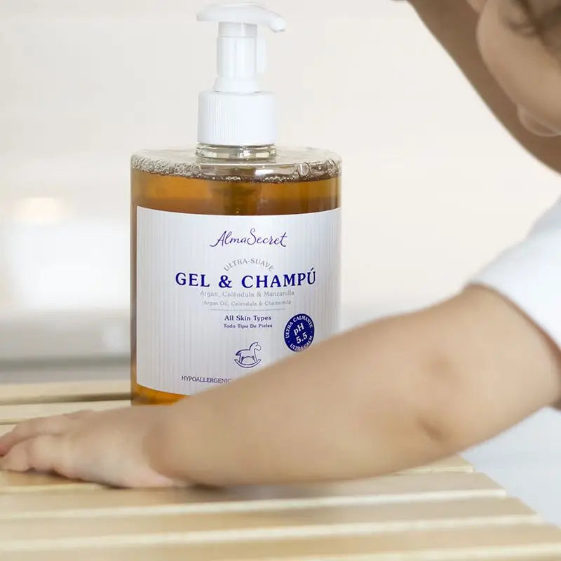 Alma Secret Sanftes Gel-Shampoo mit Argan, Calendula und Kamille
