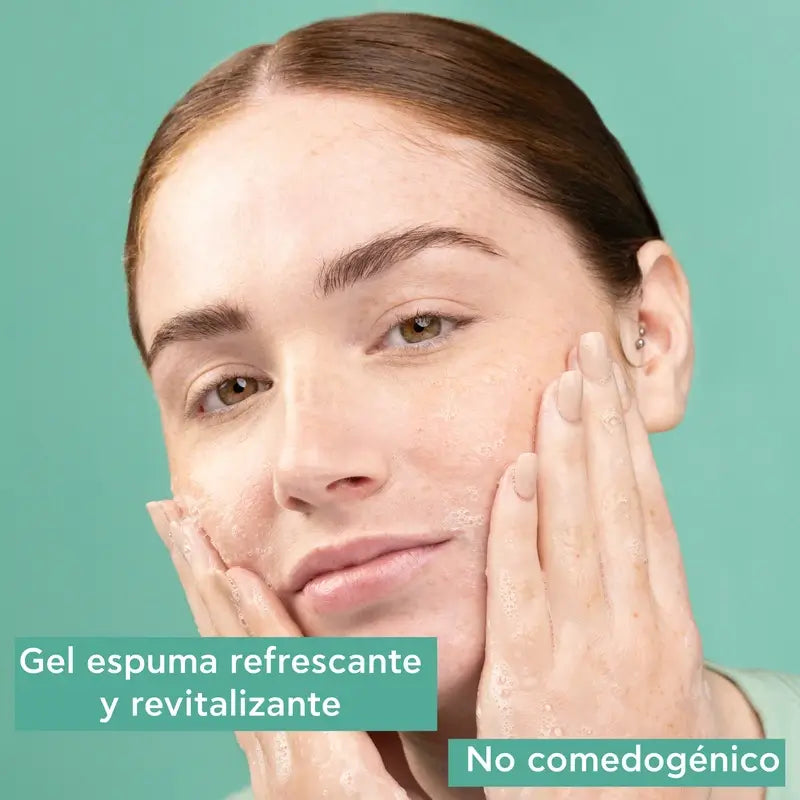 Apivita Just Bee Clear Reinigendes Reinigungsgel, 200 ml