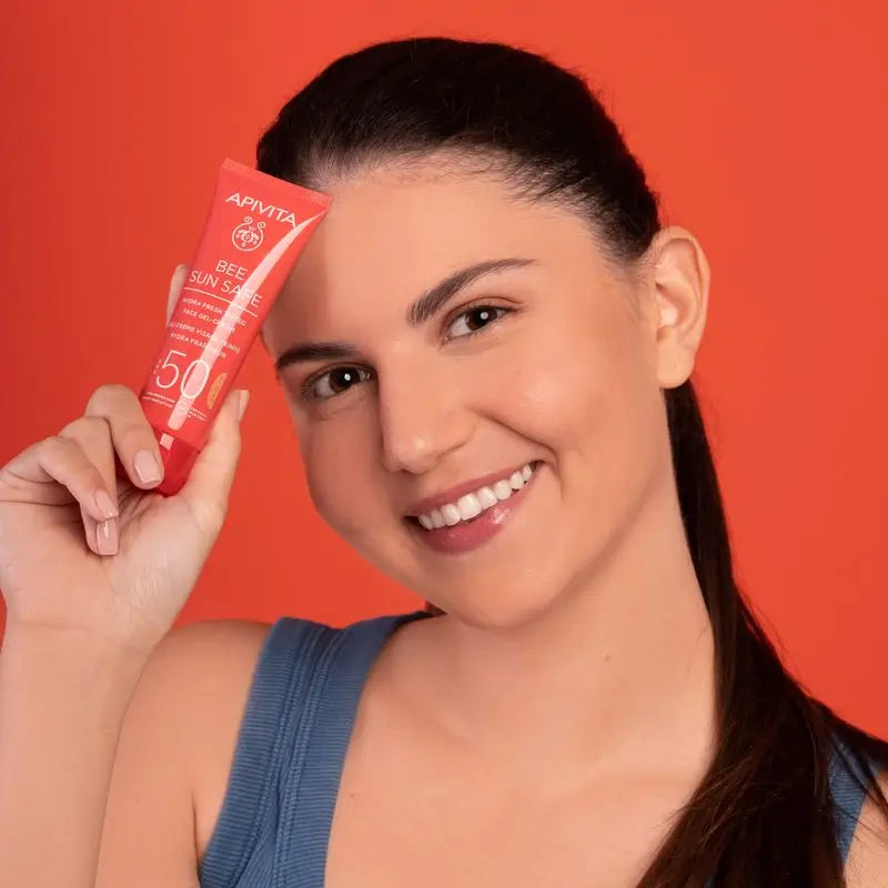 APIVITA Hydra Fresh Gel-Cream SPF 50 mit Farbe 50 ml