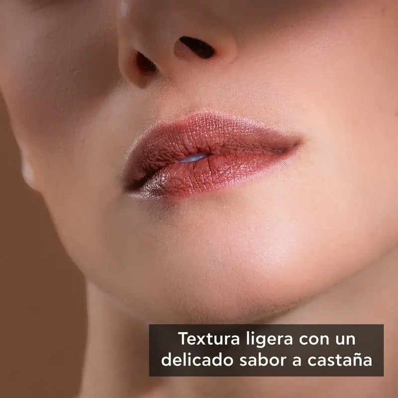 APIVITA Farbiger Lippenbalsam mit Kastanie 4.4g