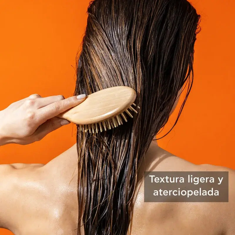 APIVITA Conditioner Glanz und Vitalität für alle Haartypen mit Orange und Honig 150 ml