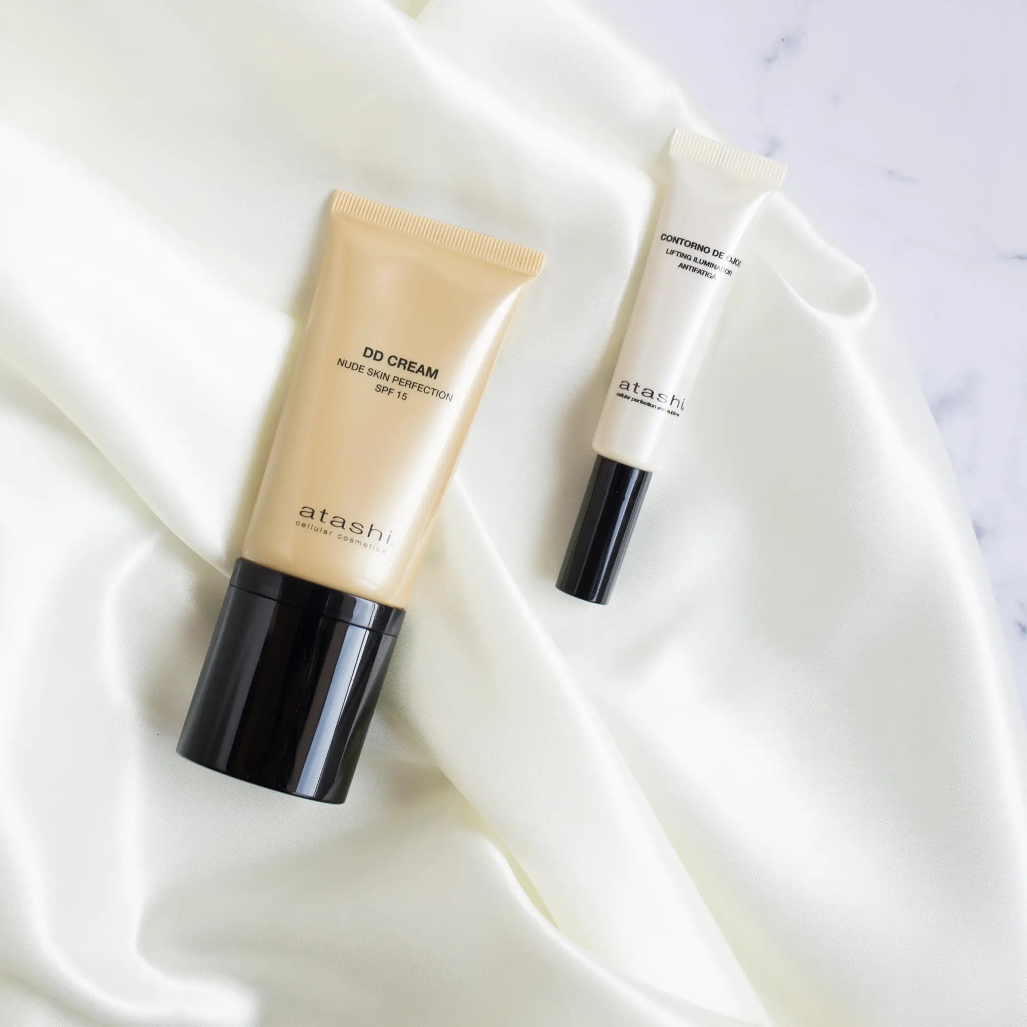 Gutes Gesicht Ritual Toilettenkoffer Dd Creme Auge Kontur Aufhellung Atashi