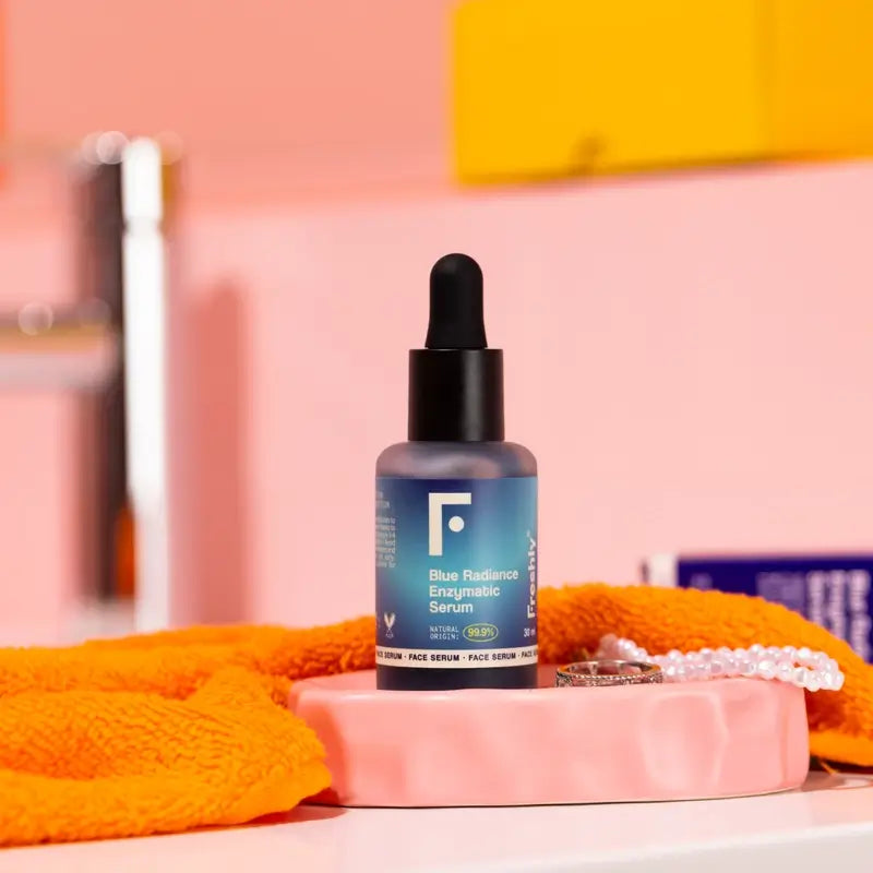 Freshly Blue Strahlkraft Enzymatisches Serum 30ml