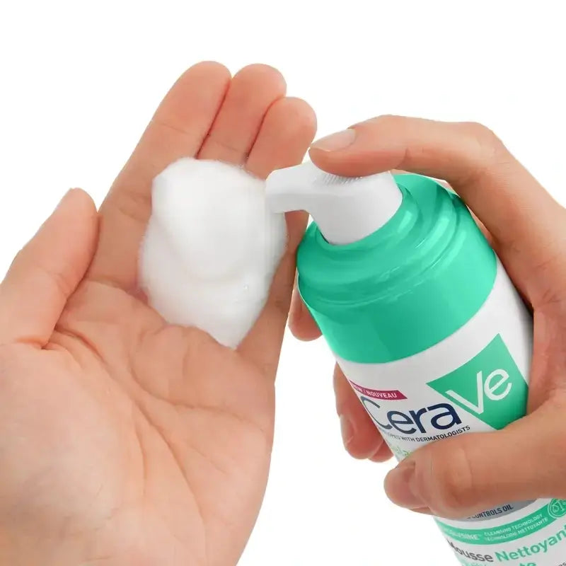 CeraVe Air Foam Rebalancing Cleanser , Packung 2 x 148 ml