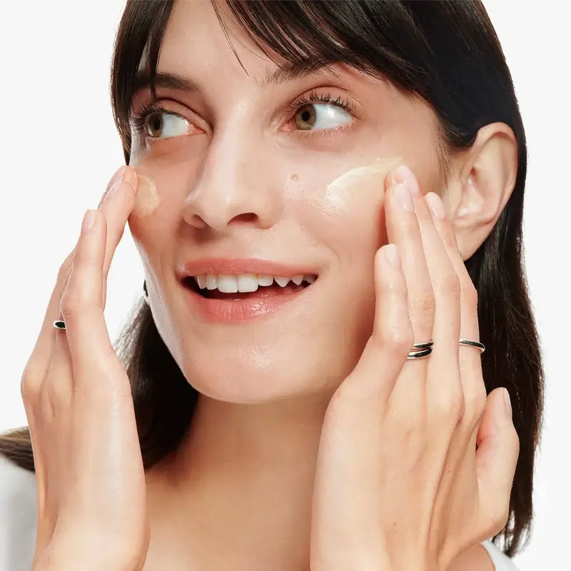 Clinique Dramatically Different Feuchtigkeitsspendende Lotion Feuchtigkeitsspendende Lotion Spf50, 50 ml