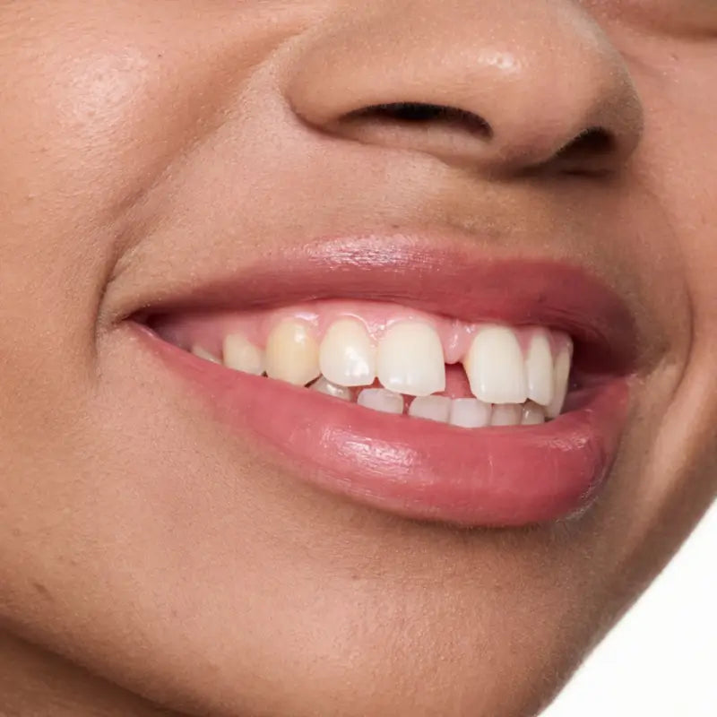 Essence Lippenbalsam Nude Blur Soufflé 02, 3 g