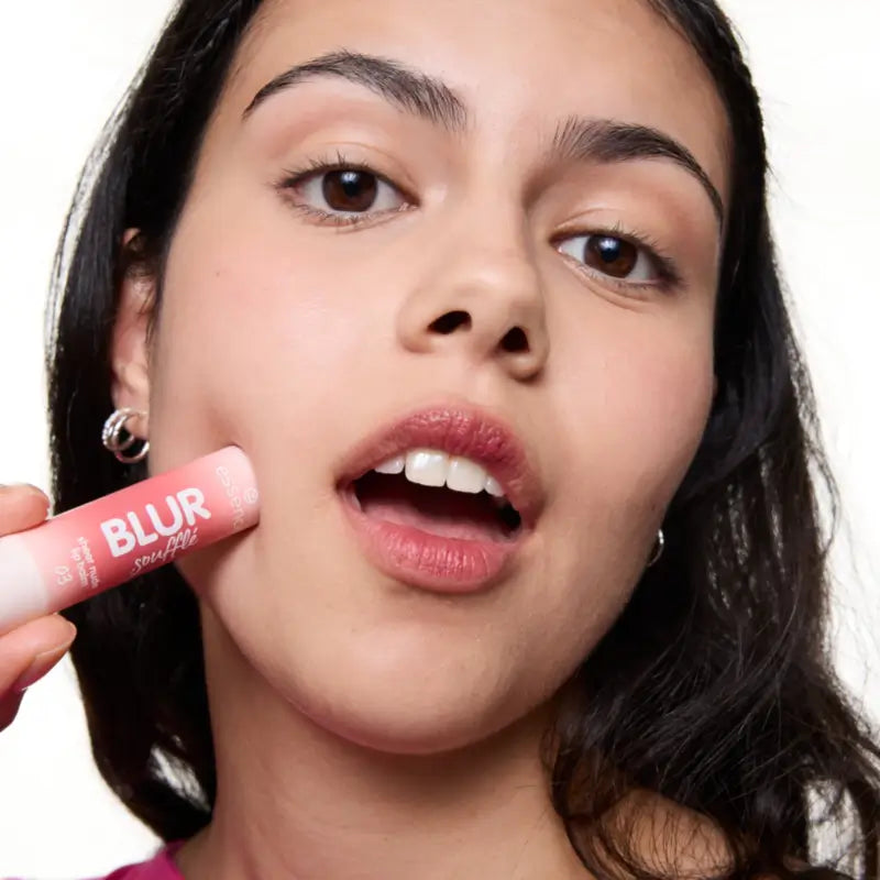 Essence Lippenbalsam Nude Blur Soufflé 03, 3 g