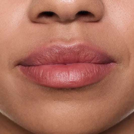 Essence Lippenbalsam Nude Blur Soufflé 05, 3 g