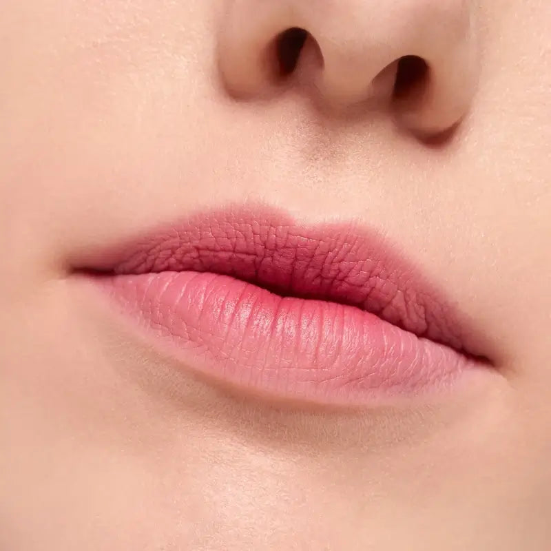 Essence Creamy Matte Lippenstift Blur Soufflé 05, 3,6 ml