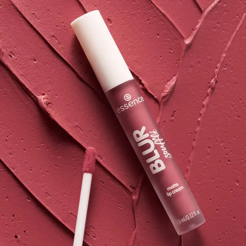 Essence Creamy Matte Lippenstift Blur Soufflé 05, 3,6 ml