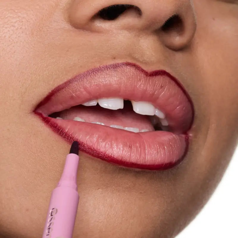 Essence Lippenkonturenstift „Tattoo Line & Stain“! 01, 1,1 ml