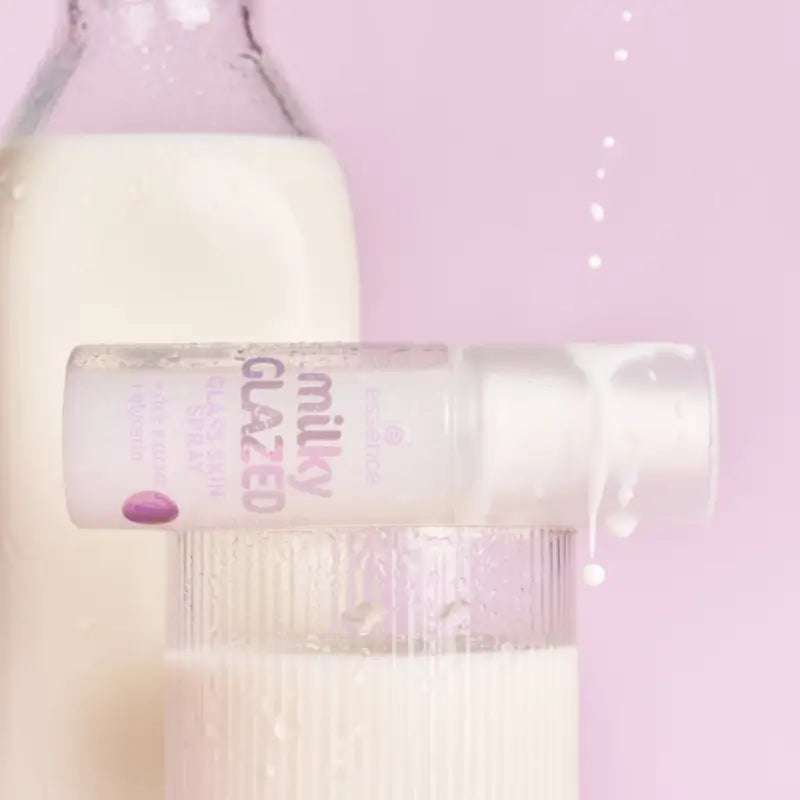 Essence Gesichtsspray „Milky Glazed Glass Skin“, 50 ml
