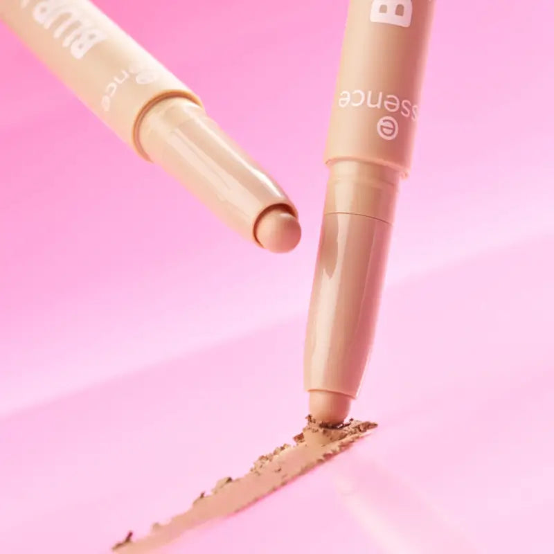 Essence Lidschattenstift „Blur Nude“ 02, 1,2 g