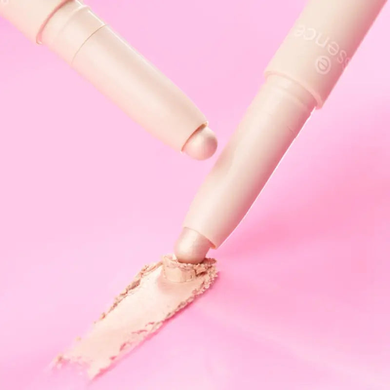 Essence Lidschattenstift „Blur Nude“ 05, 1,2 g