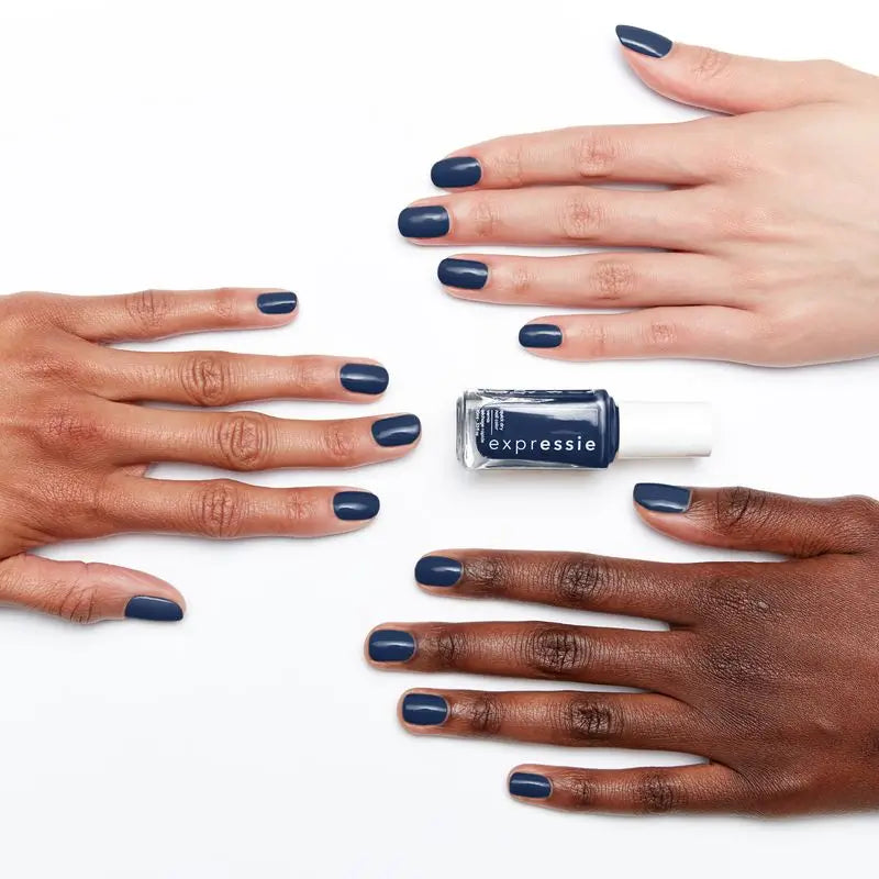 Essie Expressie Quick Dry On The Go Nagellack, Farbton 445 Left On Shred