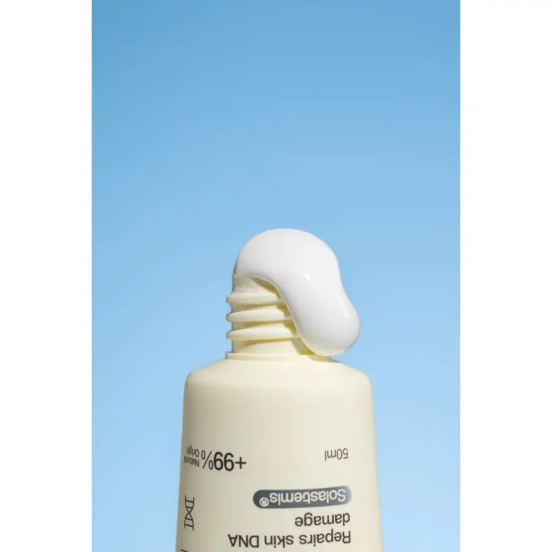 Freshly D+ Natürliche Sonnenpflege Age-Repair Spf50, 50 ml