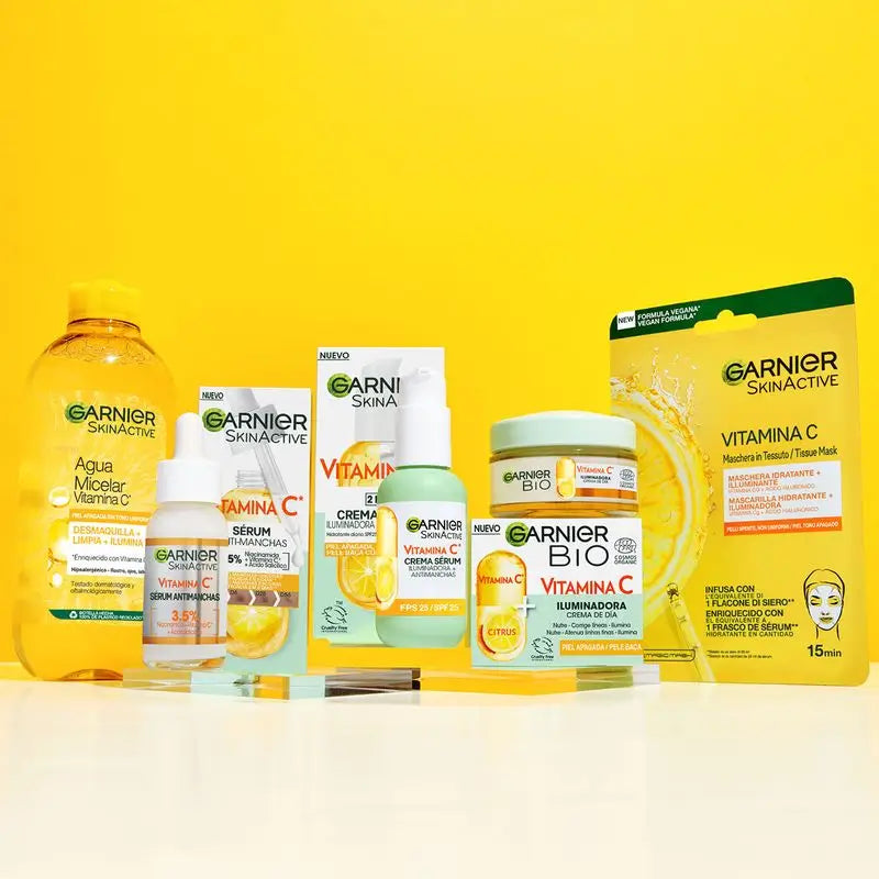 Die Garnier Brightening Day Cream mit Vitamin C pflegt, korrigiert Fältchen und verleiht der Haut Tag für Tag mehr Ausstrahlung.