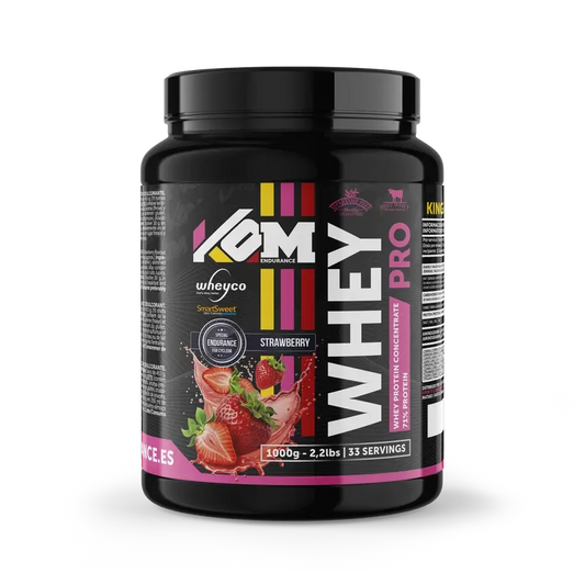 Kom Endurance Proteins Sports Nutrition, Molkenprotein mit Erdbeergeschmack, 1kg-Kanister