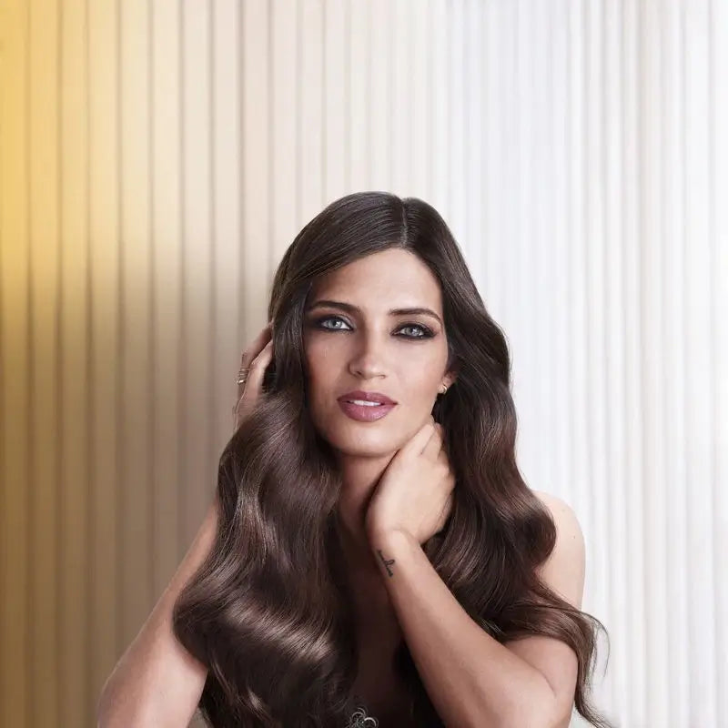 L'Oréal Paris Elvive Colour Live Extraordinary Oil, universell einsetzbare Behandlung für farbbehandeltes Haar 100Ml