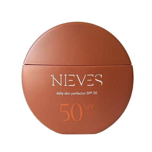 Nieves By Nieves Álvarez Täglicher Hautperfektionierer SPF50, 50 ml
