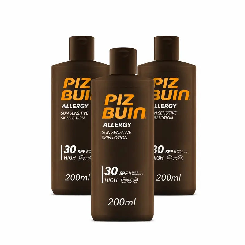 Piz Buin Allergy Sonnenschutz für den Körper LSF 30  Für empfindliche Haut, Körperlotion, UVA-/UVB-Schutz, 3er-Pack à 200 ml