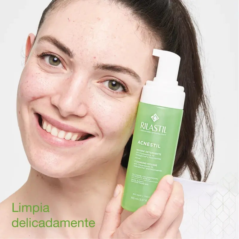 Rilastil Acnestil Seboregulierendes Reinigungsmousse 150 Ml