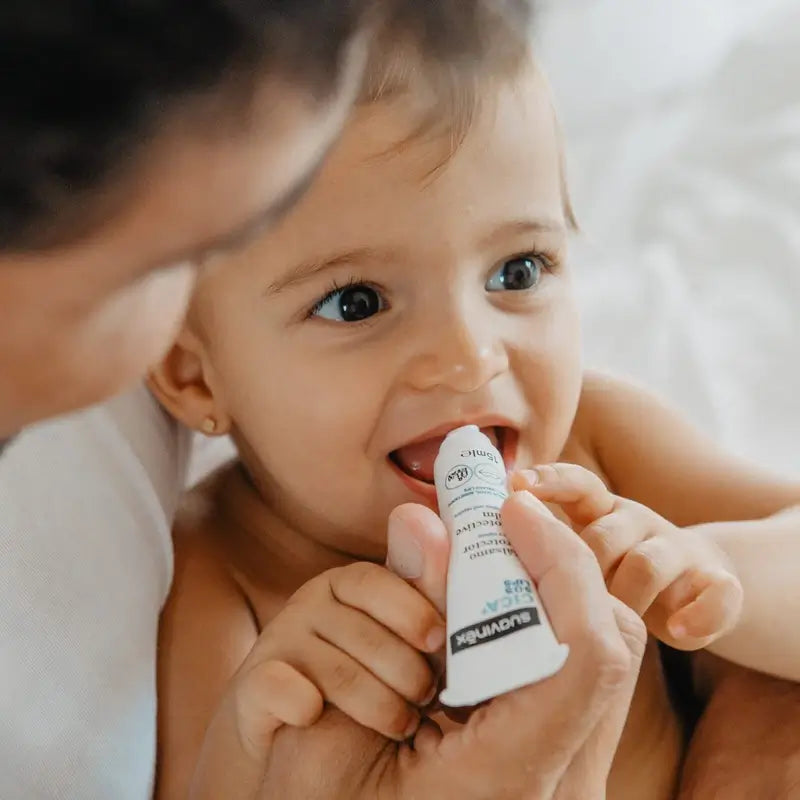 Suavinex Cica Regenerierender Lippenbalsam 15 ml +0M