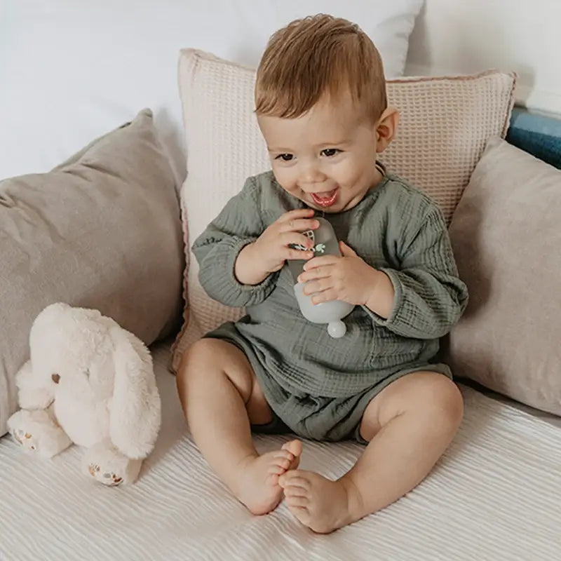 Suavinex Baby Layette mit Baby Cologne 100 ml + Reiseformat 50 ml + Baby Plüschtier